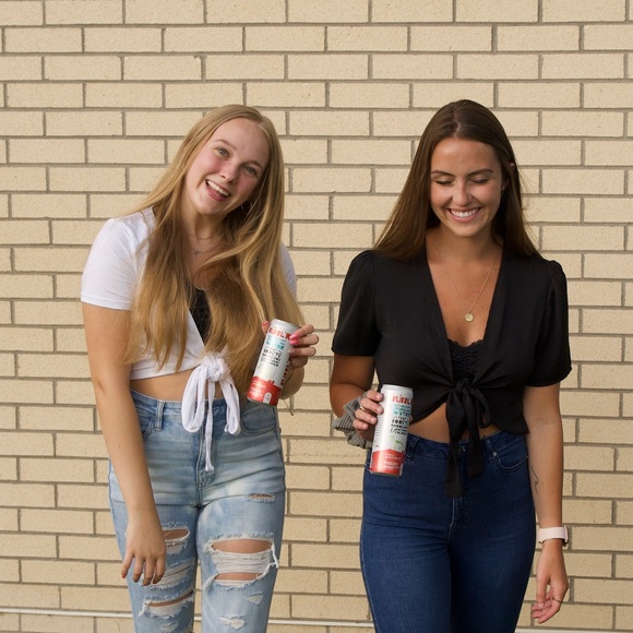 meet your posher :)) - Picture 3 of 4